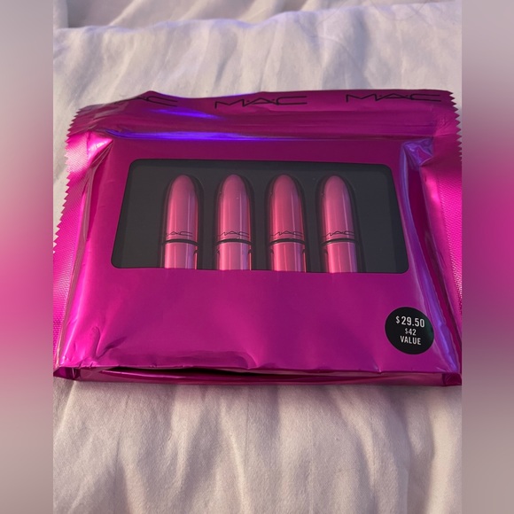 MAC COSMETICS Holiday Lipstick Set - Picture 2 of 5